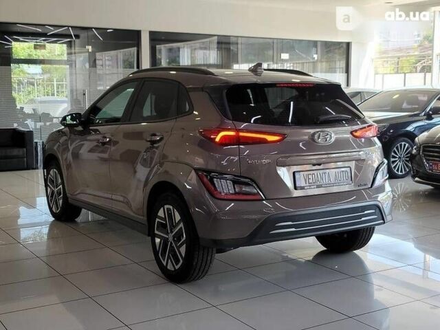Хендай Kona Electric, объемом двигателя 0 л и пробегом 2 тыс. км за 35300 $, фото 3 на Automoto.ua