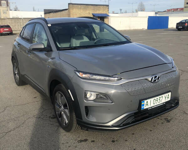 Хендай Kona Electric, объемом двигателя 0 л и пробегом 77 тыс. км за 24500 $, фото 2 на Automoto.ua