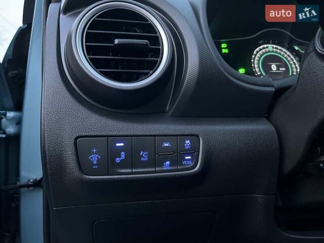 Хендай Kona Electric, объемом двигателя 0 л и пробегом 92 тыс. км за 18900 $, фото 37 на Automoto.ua