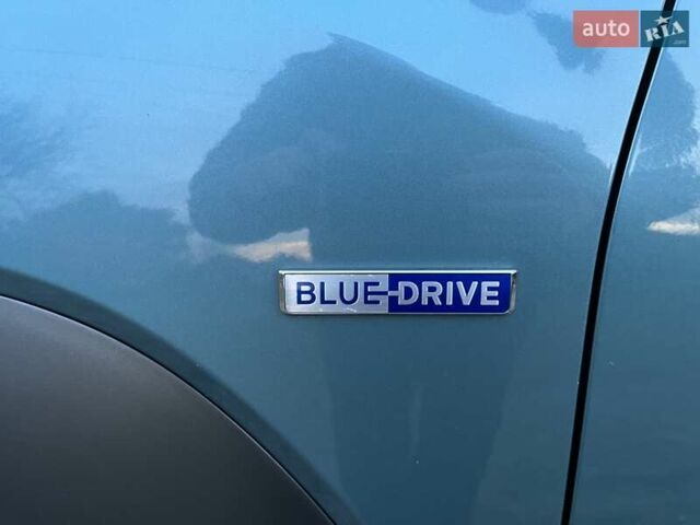 Хендай Kona Electric, объемом двигателя 0 л и пробегом 92 тыс. км за 18900 $, фото 31 на Automoto.ua