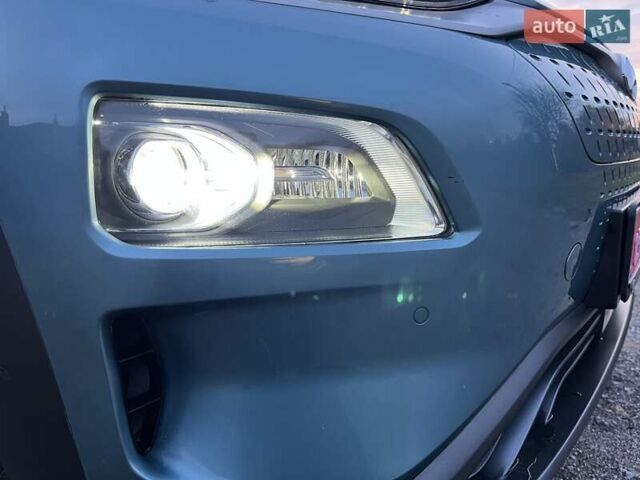 Хендай Kona Electric, объемом двигателя 0 л и пробегом 92 тыс. км за 18900 $, фото 6 на Automoto.ua