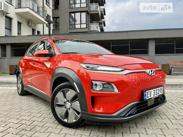 Хендай Kona Electric, объемом двигателя 0 л и пробегом 47 тыс. км за 27888 $, фото 1 на Automoto.ua