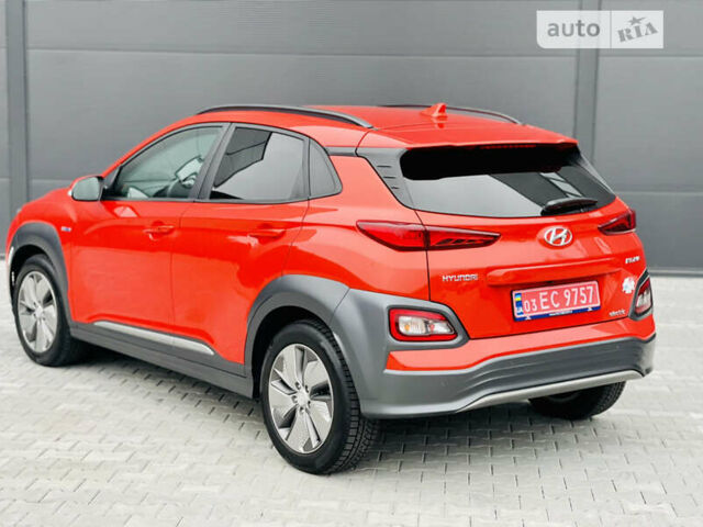 Хендай Kona Electric, объемом двигателя 0 л и пробегом 125 тыс. км за 18500 $, фото 5 на Automoto.ua