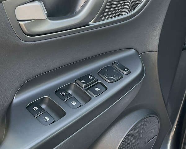 Хендай Kona Electric, об'ємом двигуна 0 л та пробігом 140 тис. км за 15400 $, фото 24 на Automoto.ua