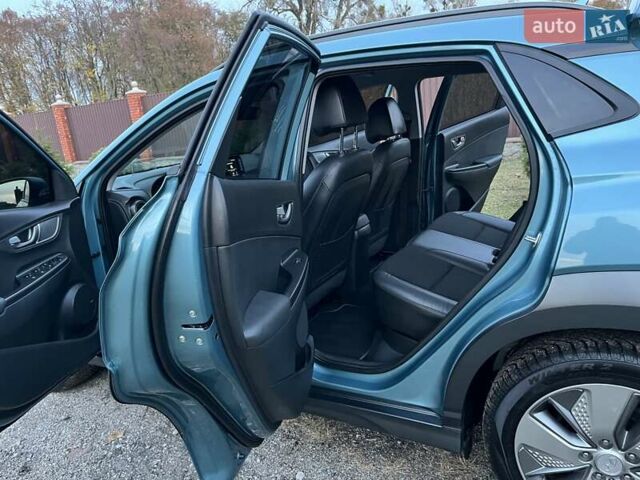 Хендай Kona Electric, объемом двигателя 0 л и пробегом 92 тыс. км за 18900 $, фото 53 на Automoto.ua