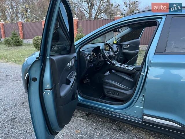 Хендай Kona Electric, объемом двигателя 0 л и пробегом 92 тыс. км за 18900 $, фото 32 на Automoto.ua