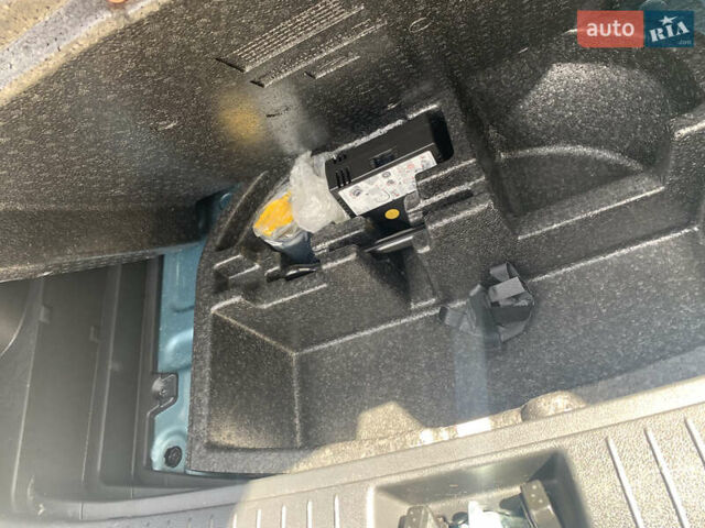 Хендай Kona Electric, объемом двигателя 0 л и пробегом 115 тыс. км за 16650 $, фото 11 на Automoto.ua