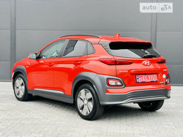 Хендай Kona Electric, объемом двигателя 0 л и пробегом 125 тыс. км за 18500 $, фото 4 на Automoto.ua