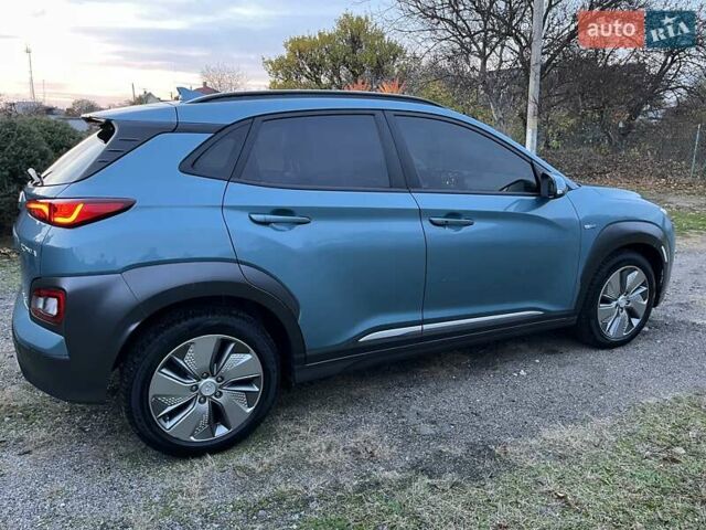 Хендай Kona Electric, объемом двигателя 0 л и пробегом 92 тыс. км за 18900 $, фото 12 на Automoto.ua