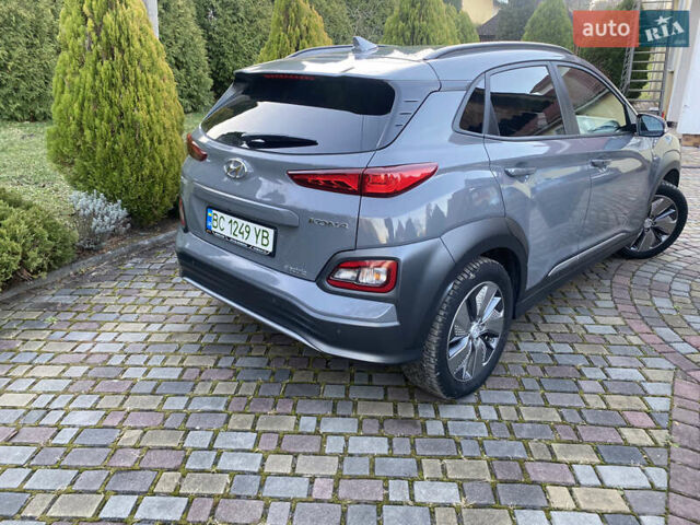Хендай Kona Electric, объемом двигателя 0 л и пробегом 118 тыс. км за 15950 $, фото 12 на Automoto.ua
