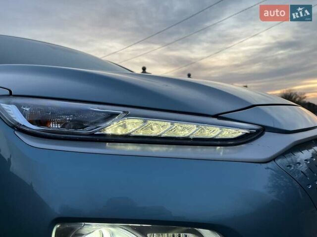 Хендай Kona Electric, объемом двигателя 0 л и пробегом 92 тыс. км за 18900 $, фото 5 на Automoto.ua