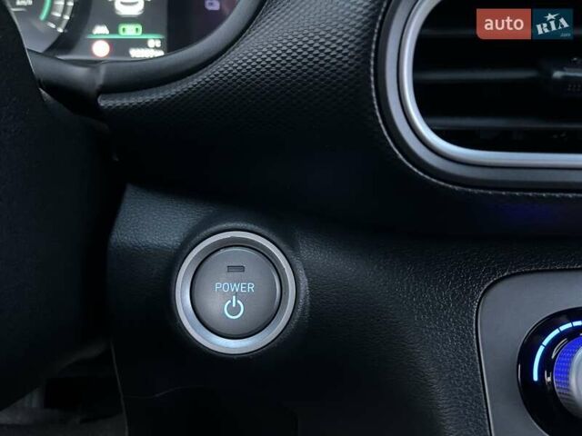 Хендай Kona Electric, объемом двигателя 0 л и пробегом 92 тыс. км за 18900 $, фото 43 на Automoto.ua