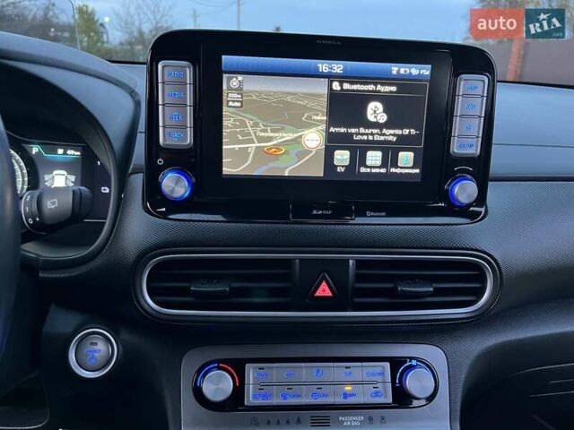 Хендай Kona Electric, объемом двигателя 0 л и пробегом 92 тыс. км за 18900 $, фото 42 на Automoto.ua