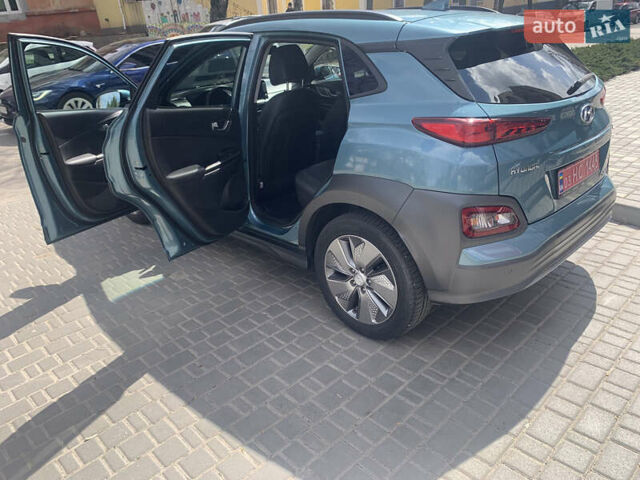 Хендай Kona Electric, объемом двигателя 0 л и пробегом 115 тыс. км за 16650 $, фото 4 на Automoto.ua