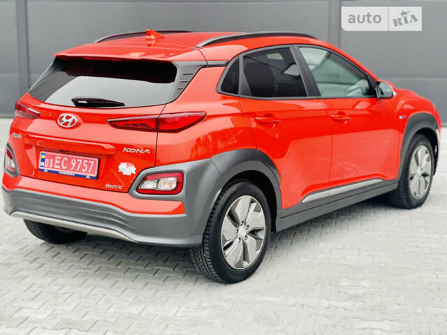 Хендай Kona Electric, объемом двигателя 0 л и пробегом 125 тыс. км за 18500 $, фото 11 на Automoto.ua