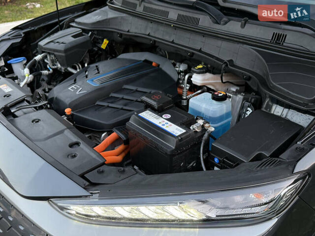 Хендай Kona Electric, объемом двигателя 0 л и пробегом 81 тыс. км за 18150 $, фото 127 на Automoto.ua