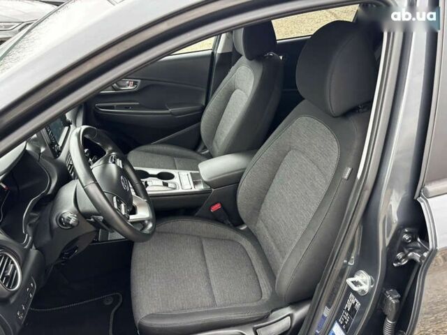 Хендай Kona Electric, объемом двигателя 0 л и пробегом 53 тыс. км за 15700 $, фото 22 на Automoto.ua