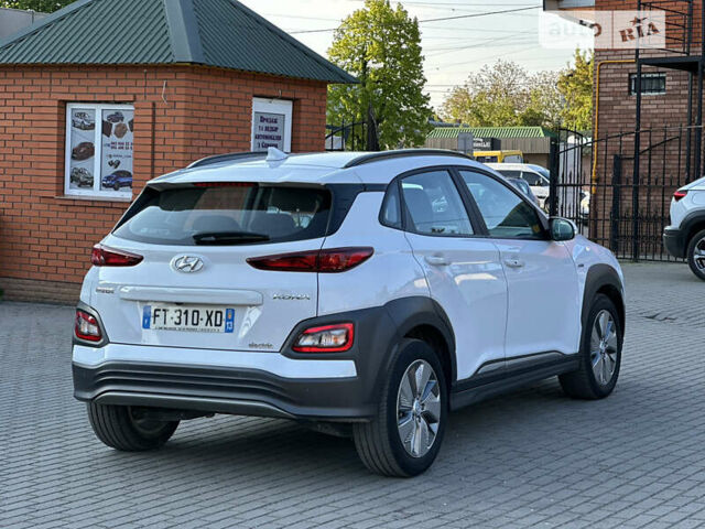 Хендай Kona Electric, объемом двигателя 0 л и пробегом 53 тыс. км за 17900 $, фото 4 на Automoto.ua