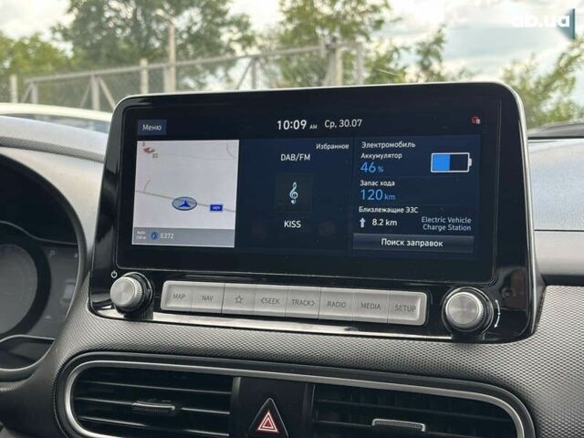 Хендай Kona Electric, объемом двигателя 0 л и пробегом 102 тыс. км за 14600 $, фото 23 на Automoto.ua