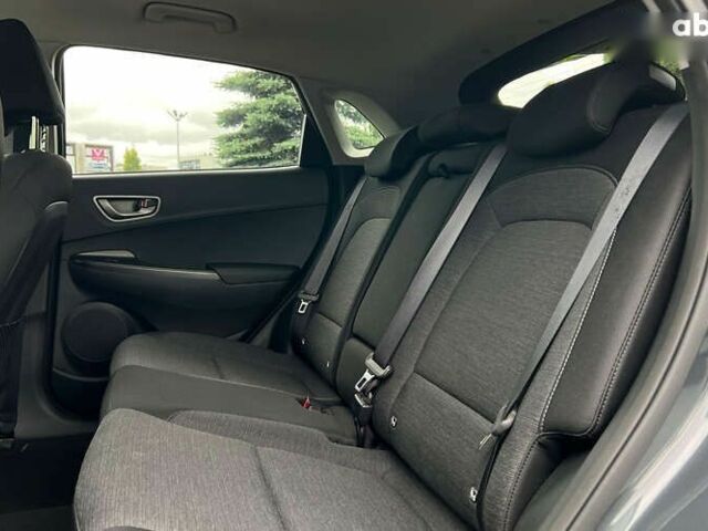 Хендай Kona Electric, объемом двигателя 0 л и пробегом 101 тыс. км за 17690 $, фото 12 на Automoto.ua