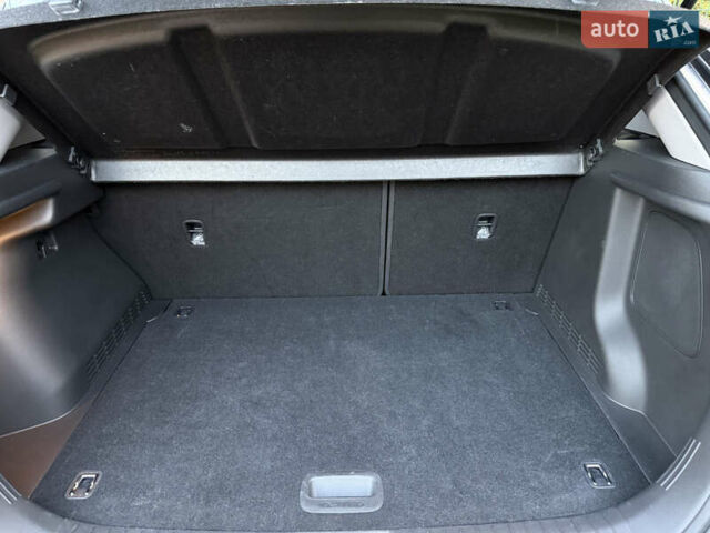 Хендай Kona Electric, объемом двигателя 0 л и пробегом 81 тыс. км за 18150 $, фото 120 на Automoto.ua