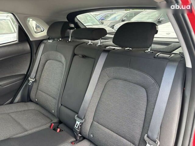 Хендай Kona Electric, объемом двигателя 0 л и пробегом 102 тыс. км за 14600 $, фото 15 на Automoto.ua