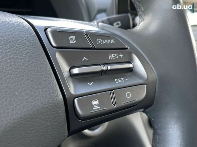 Хендай Kona Electric, объемом двигателя 0 л и пробегом 115 тыс. км за 18700 $, фото 5 на Automoto.ua