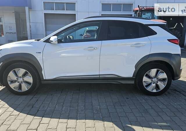 Хендай Kona Electric, об'ємом двигуна 0 л та пробігом 32 тис. км за 21400 $, фото 3 на Automoto.ua