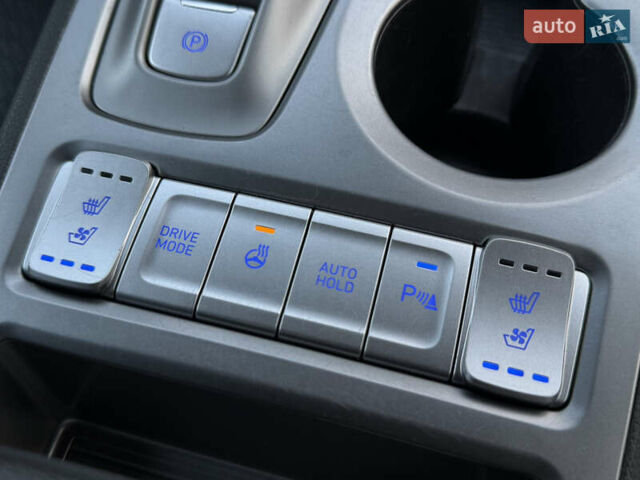 Хендай Kona Electric, объемом двигателя 0 л и пробегом 81 тыс. км за 18150 $, фото 89 на Automoto.ua