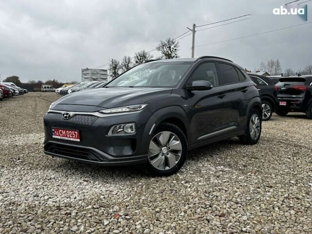 Хендай Kona Electric, объемом двигателя 0 л и пробегом 53 тыс. км за 15700 $, фото 7 на Automoto.ua