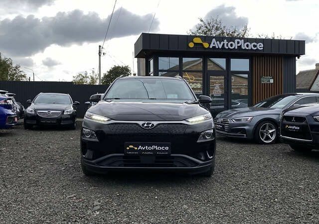 Хендай Kona Electric, объемом двигателя 0 л и пробегом 123 тыс. км за 18900 $, фото 15 на Automoto.ua