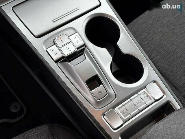 Хендай Kona Electric, объемом двигателя 0 л и пробегом 53 тыс. км за 15700 $, фото 29 на Automoto.ua