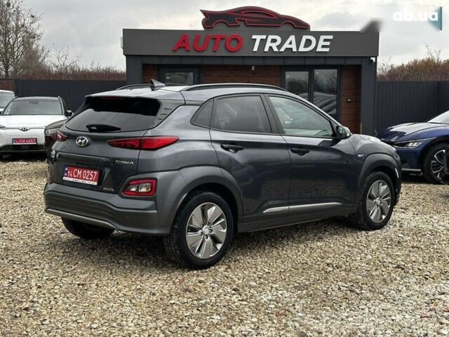 Хендай Kona Electric, объемом двигателя 0 л и пробегом 53 тыс. км за 15700 $, фото 13 на Automoto.ua