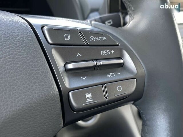 Хендай Kona Electric, объемом двигателя 0 л и пробегом 115 тыс. км за 18700 $, фото 5 на Automoto.ua