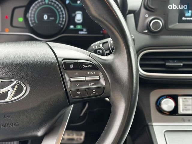 Хендай Kona Electric, объемом двигателя 0 л и пробегом 53 тыс. км за 15700 $, фото 25 на Automoto.ua
