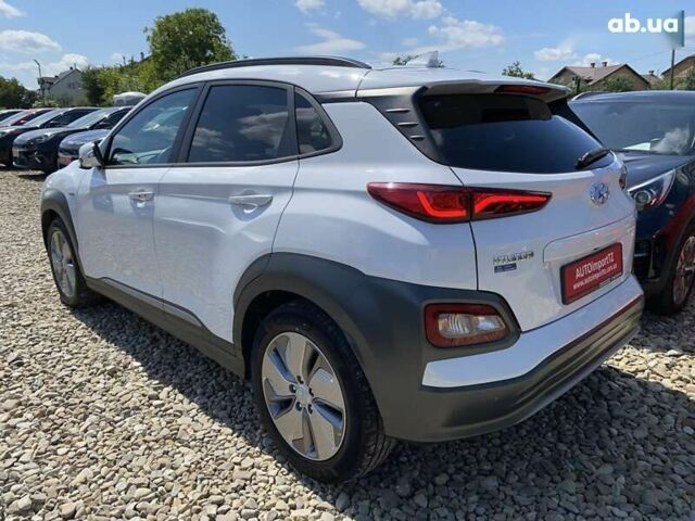 Хендай Kona Electric, объемом двигателя 0 л и пробегом 93 тыс. км за 19800 $, фото 15 на Automoto.ua