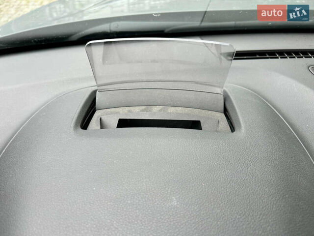 Хендай Kona Electric, объемом двигателя 0 л и пробегом 98 тыс. км за 18500 $, фото 17 на Automoto.ua