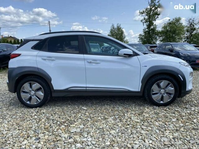 Хендай Kona Electric, объемом двигателя 0 л и пробегом 115 тыс. км за 18700 $, фото 21 на Automoto.ua