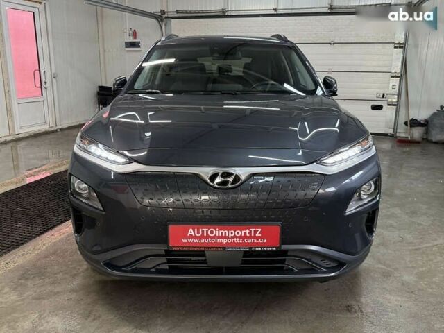 Хендай Kona Electric, объемом двигателя 0 л и пробегом 36 тыс. км за 20700 $, фото 13 на Automoto.ua