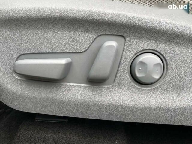 Хендай Kona Electric, объемом двигателя 0 л и пробегом 115 тыс. км за 18700 $, фото 8 на Automoto.ua