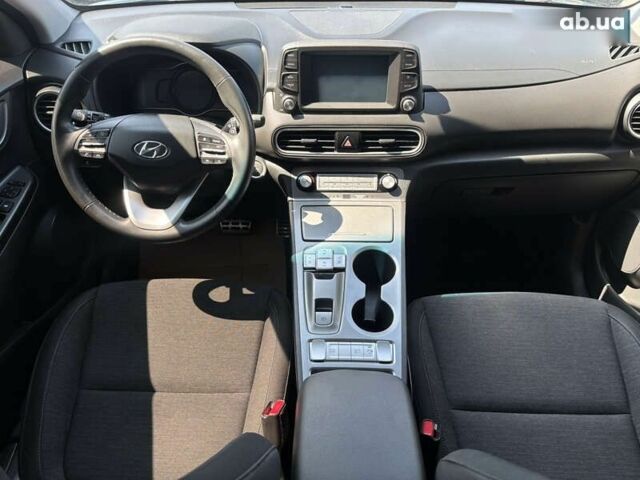 Хендай Kona Electric, объемом двигателя 0 л и пробегом 70 тыс. км за 14600 $, фото 20 на Automoto.ua