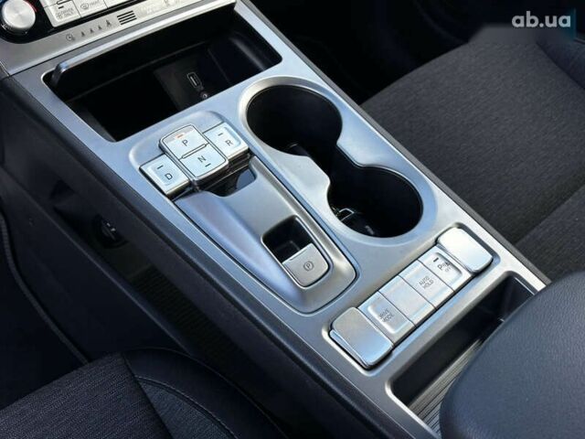 Хендай Kona Electric, объемом двигателя 0 л и пробегом 50 тыс. км за 15400 $, фото 24 на Automoto.ua