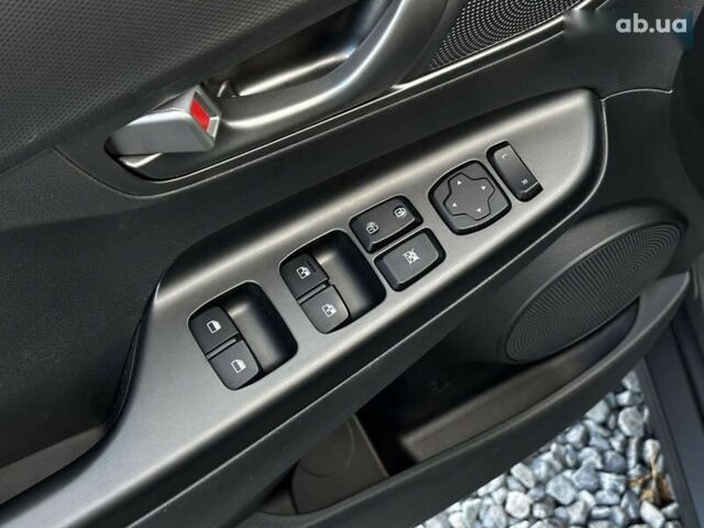 Хендай Kona Electric, объемом двигателя 0 л и пробегом 50 тыс. км за 15400 $, фото 8 на Automoto.ua