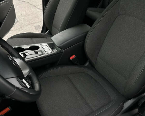 Хендай Kona Electric, объемом двигателя 0 л и пробегом 112 тыс. км за 17200 $, фото 26 на Automoto.ua