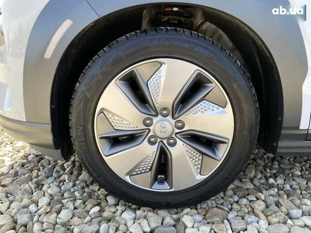 Хендай Kona Electric, об'ємом двигуна 0 л та пробігом 69 тис. км за 19600 $, фото 22 на Automoto.ua