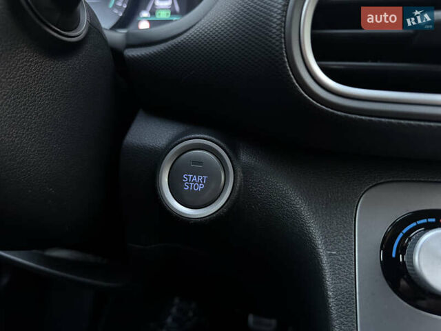 Хендай Kona Electric, объемом двигателя 0 л и пробегом 81 тыс. км за 18150 $, фото 94 на Automoto.ua