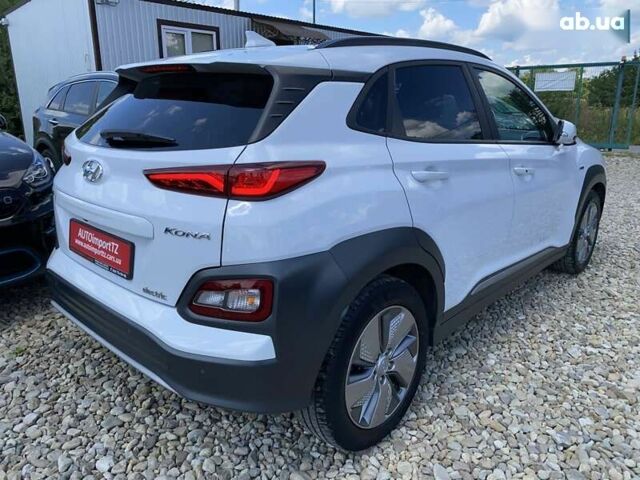 Хендай Kona Electric, объемом двигателя 0 л и пробегом 93 тыс. км за 19800 $, фото 17 на Automoto.ua