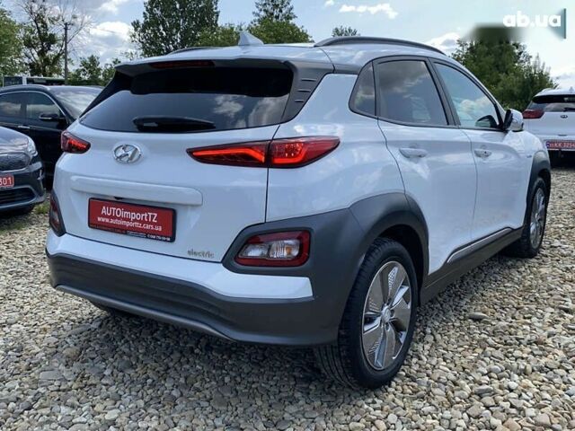 Хендай Kona Electric, объемом двигателя 0 л и пробегом 115 тыс. км за 18700 $, фото 19 на Automoto.ua
