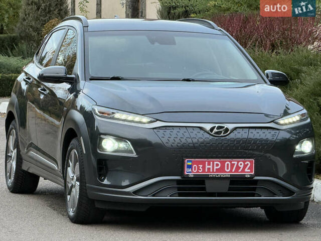 Хендай Kona Electric, объемом двигателя 0 л и пробегом 81 тыс. км за 18150 $, фото 129 на Automoto.ua