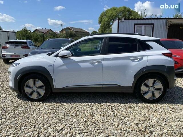 Хендай Kona Electric, объемом двигателя 0 л и пробегом 93 тыс. км за 19800 $, фото 14 на Automoto.ua